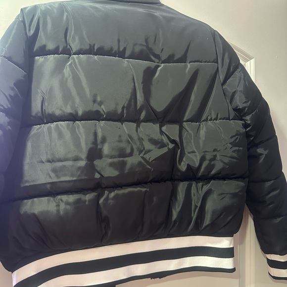 Jacket - Picture 2 of 4